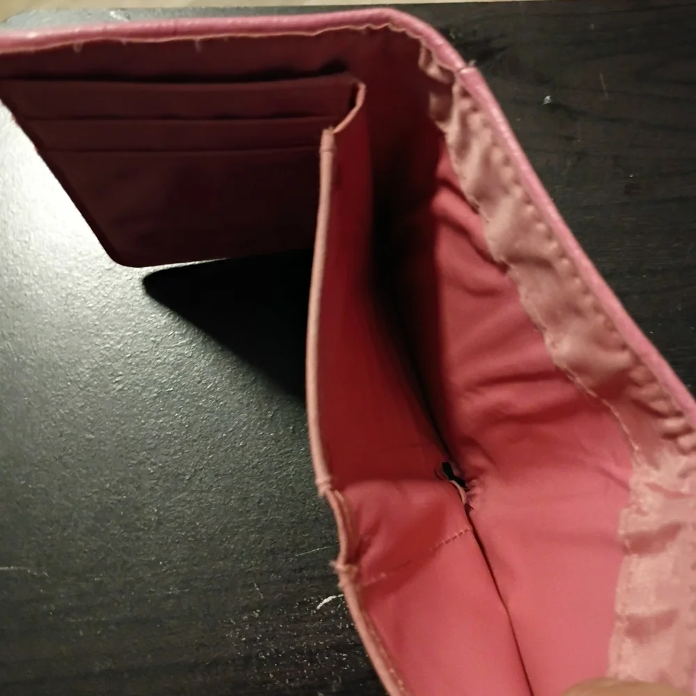 Source Unknown Pink Wallet - Picture 5 of 10